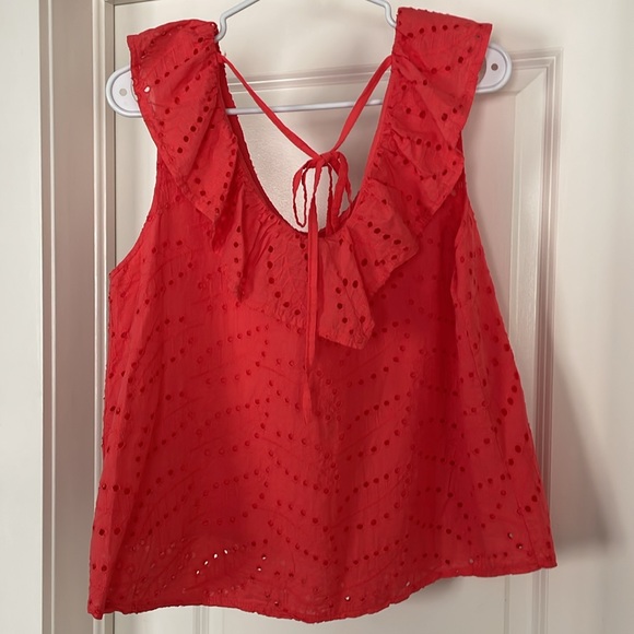 Coral Eyelet Tank - Picture 3 of 8